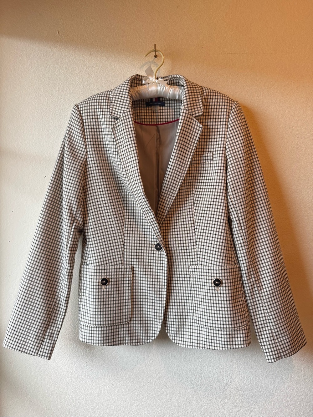 Tommy Hilfiger Checked Blazer Jacket in Cream and Black Women